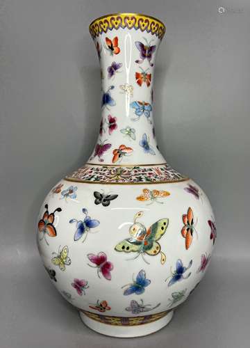 CHINESE FAMILLE ROSE VASE,H 40CM D 23.5CM