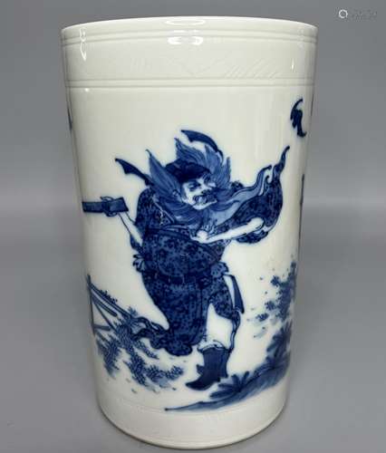 CHINESE BLUE AND WHITE BRUSH POT , H 16.5CM D 9.8CM