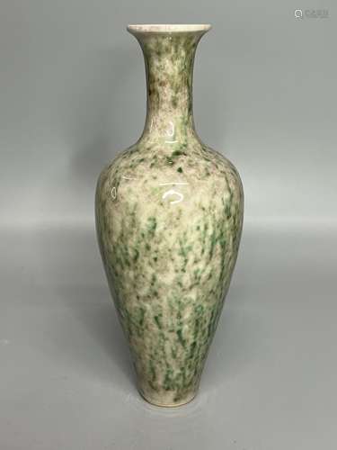 CHINESE PORCELAIN SLIM VASE ,H 18CM