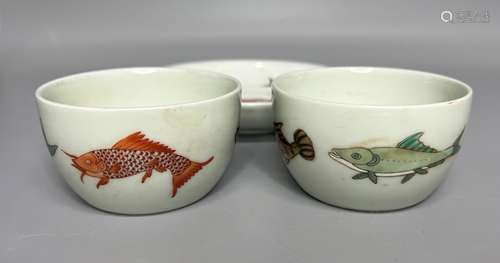 CHINESE FAMILLE VERTE CUP (7.8CM X 4CM) AND PLATE D 14CM