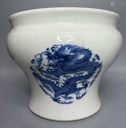 CHINESE BLUE AND WHITE JARDINERE ,D 21CM H 18CM