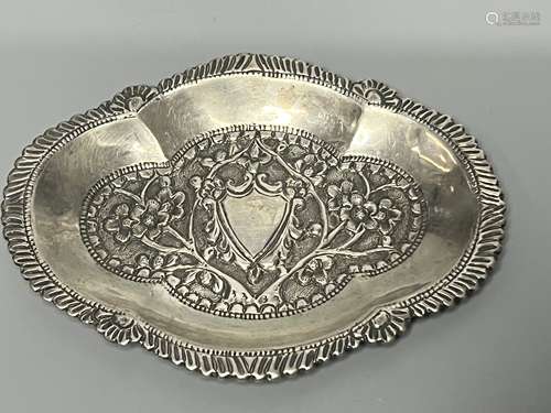 CHINESE SILVER TRAY, 11.8CM X 8.5CM