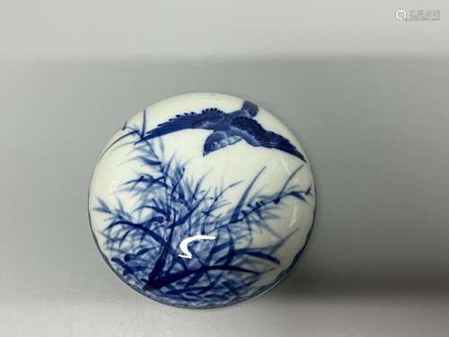 CHINESE BLUE AND WHITE INK BOX AND COVER , D 8.8CM