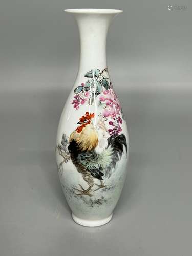 CHINESE FAMILLE ROSE VASE ,H 14.5CM