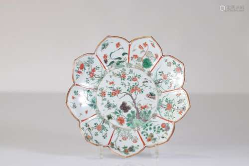 Qing period famille verte porcelain lotus flower-shaped plat...