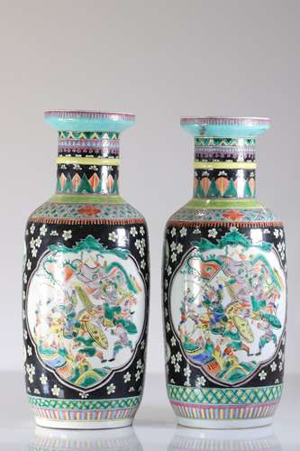 China pair of porcelain vases decorated with warriors