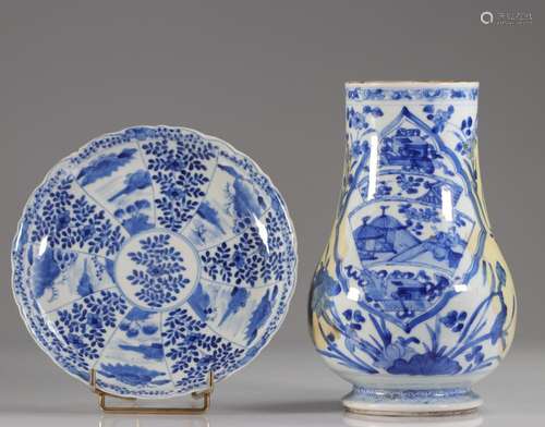 China around 1700 white blue porcelain vase and dish Kangxi ...