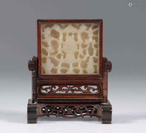 China Qing period white jade and wood table screen