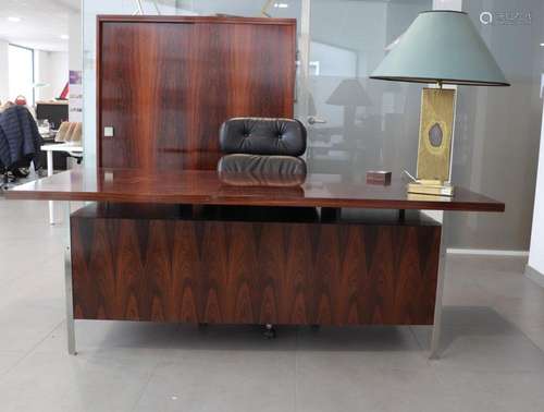 ALFRED HENDRICKX desk set Rosewood and steel. Circa 1955. Ed...