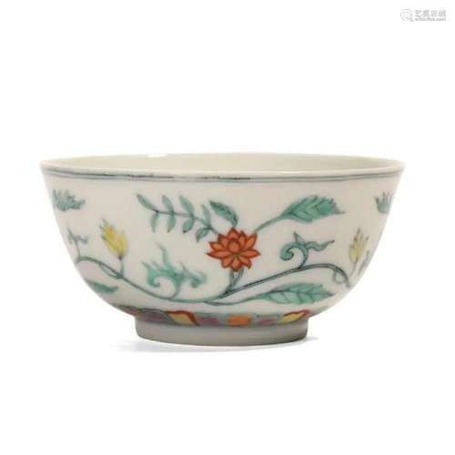 A FAMILLE ROSE FLORAL BOWL