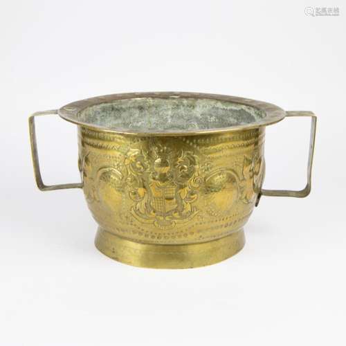 18th century Flemish copper pot