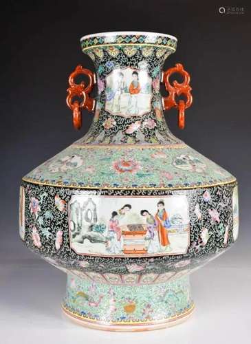 A Large Famille Rose Vase Early 20thC