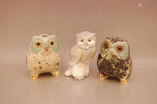 Two Lladro porcelain owls, together with a modern Nayo porce...