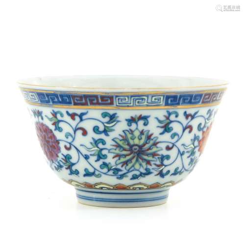 A DOUCAI DECOR BOWL