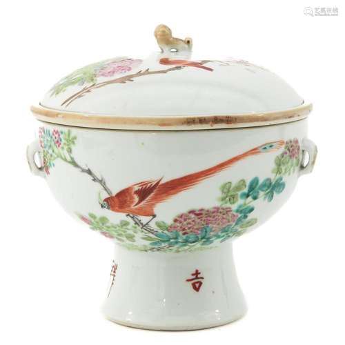 A POLYCHROME DECOR TUREEN