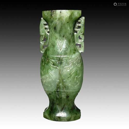 CHINESE SPINACH JADE VASE, QING PERIOD (1644-1911)