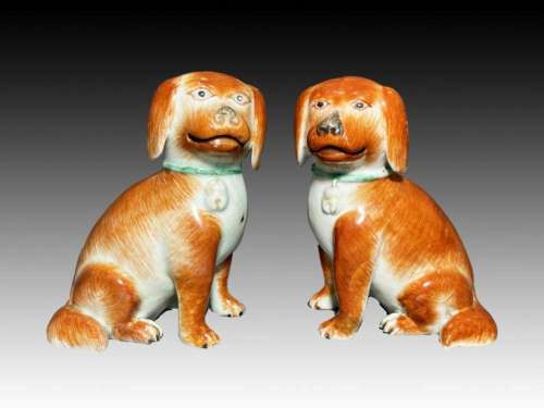 A PAIR OF CHINESE DOGS, QIANLONG PERIOD (1736-1795)