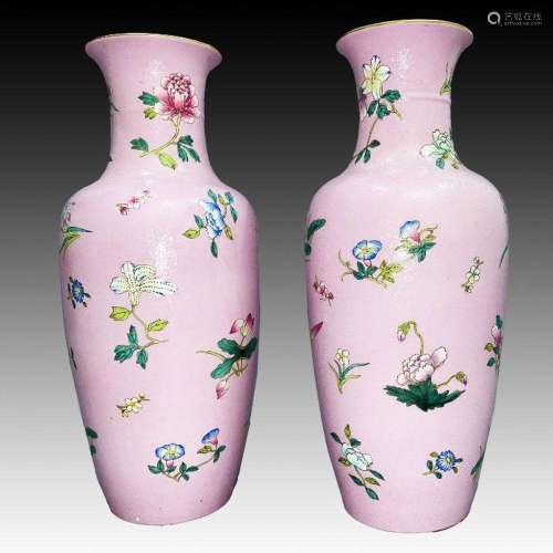 PAIR OF CHINESE PINK GROUND FAMILLE ROSE VASES, QING DYNASTY