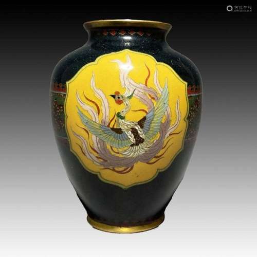 A JAPANESE CLOISONNE ENAMEL VASE DEPICTING A PHOENIX 19TH CE...