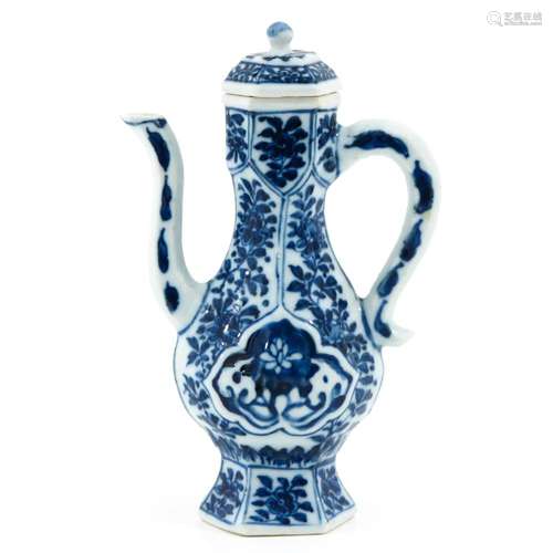 A BLUE AND WHITE WINE VESSEL