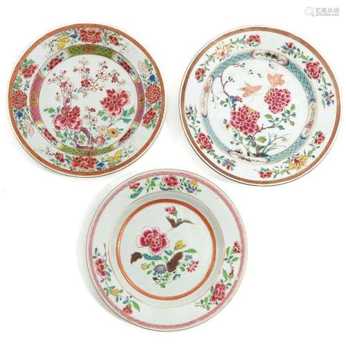 A LOT OF 3 FAMILLE ROSE PLATES