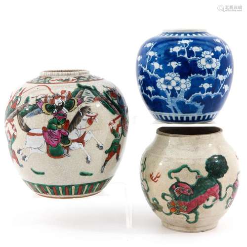 A COLLECTION OF 3 GINGER JARS