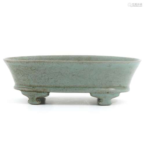 A CELADON CENSER