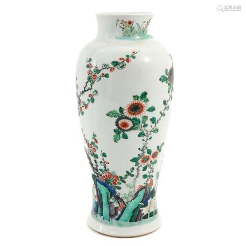 A FAMILLE VERTE VASE