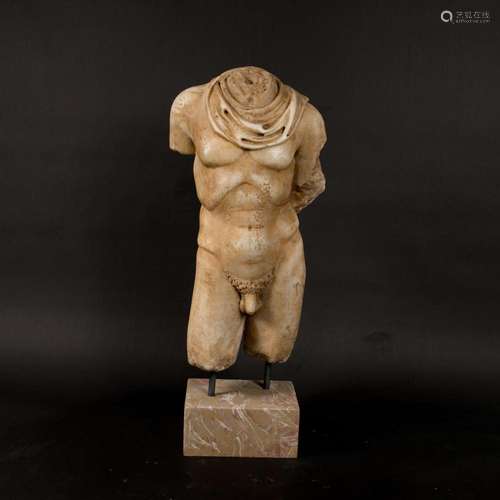 Male Roman marble torso in ancient manner