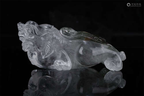 A Crystal Auspicious Beast Sculpture.
