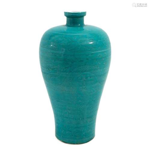 A Turqoise Glaze Meiping Vase