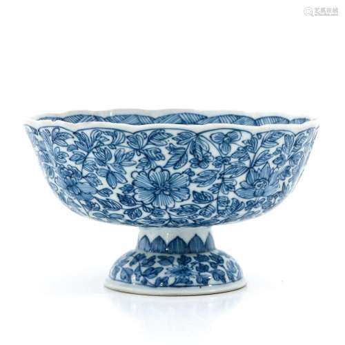 A Blue and White Stem Bowl