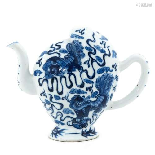 A Blue and White Cadogan Teapot
