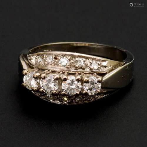 RING MIT BRILLANTEN UND DIAMANTEN