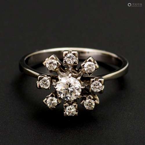 RING MIT BRILLANTEN