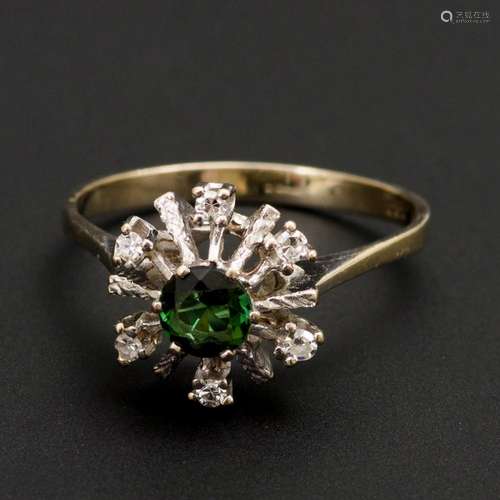 RING MIT TURMALIN UND DIAMANTEN