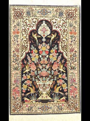 Isfahan fine, Persia, approx. 60 years, wool with and on
