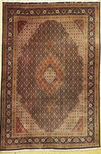 Tabriz fine, Persia, approx. 60 years, wool oncotton with