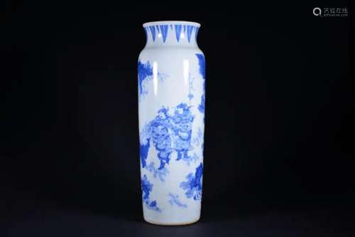 A BLUE AND WHITE 'FIGURE' VERTICAL VASE.MING PERIOD