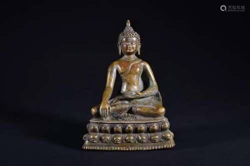 A BRONZE FIGURE OF SAKYAMUNI.QING PERIOD