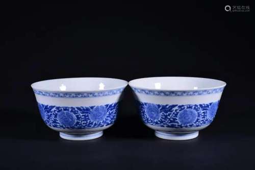 A PAIR OF BLUE AND WHITE BOWLS.MARK OF DAOGUANG