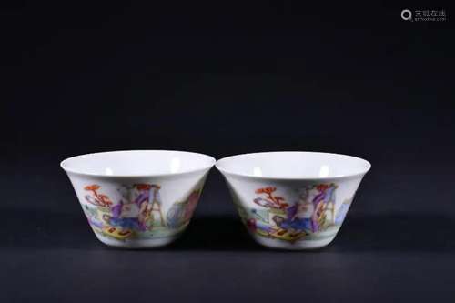 A PAIR OF FAMILLE-ROSE BOWLS.MARK OF YONGZHENG