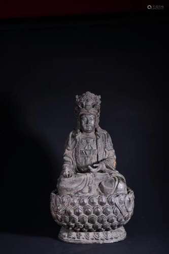 A LARGE BRONZE FIGURE OF GUANYIN.MING PERIOD