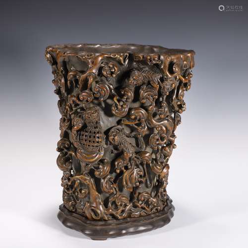 Carved Eaglewood Lion and Lingzhi Brush Pot