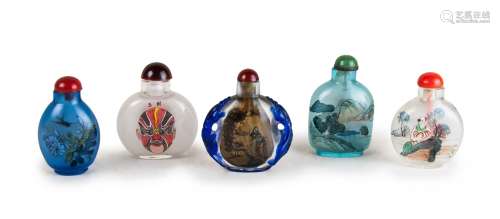 GROUP OF REVERSE PAINTED SNUFF BOTTLES
