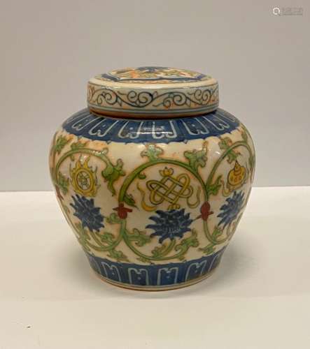 Chinese Doucai jar with cover