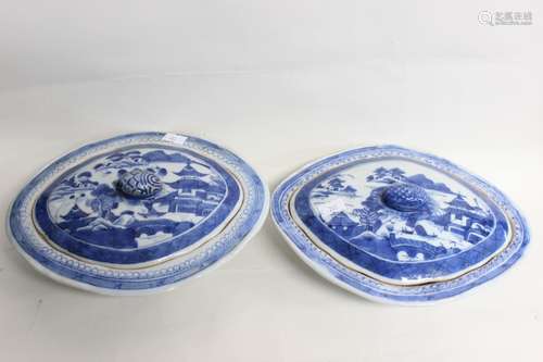 Pair of Chinese Blue and White Porcelain Cover Ser