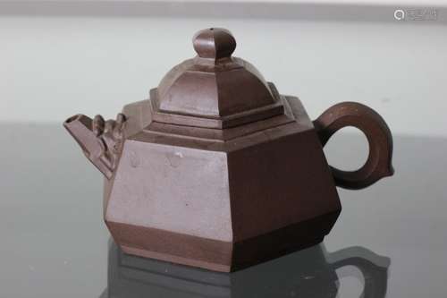 Chinese Zisha Teapot,Mark