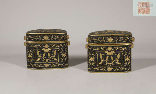 Pair Boxes Qianlong Style