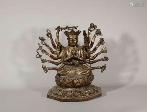 Gilded thousand hand Guanyin in Qing Dynasty